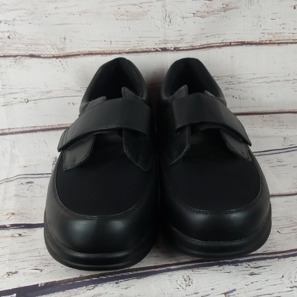 pw minor shoes closed